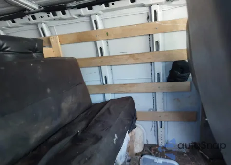 2018 Chevrolet Express 2500 Work Van из США, поврежденный, VIN 1GCWGAFG1J1904192